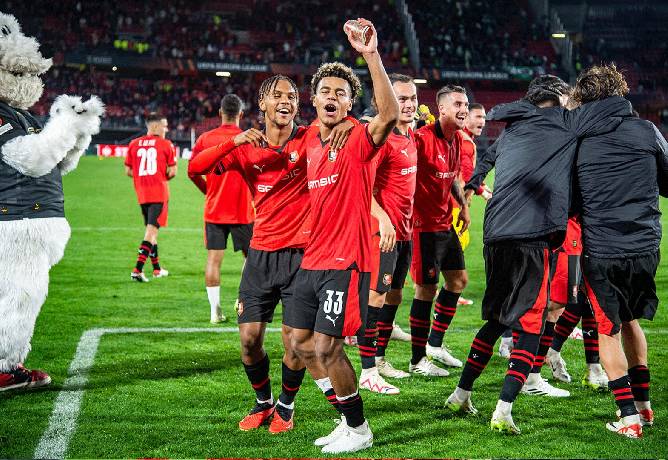 Nhận định, soi k&egrave;o Maccabi Haifa với Gent, 3h00 ng&agrave;y 16/2: C&acirc;n bằng