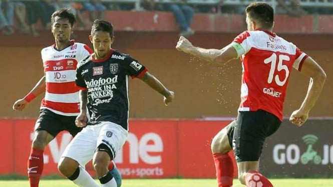 Nhận định b&oacute;ng đ&aacute; Bali United vs Madura United, 15h30 ng&agrave;y 15/3