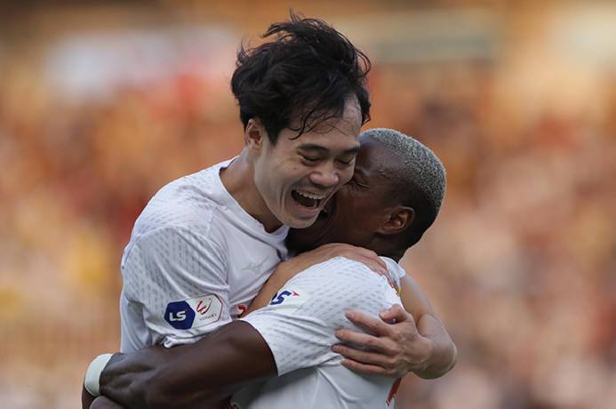 Video HAGL 2-1 B&igrave;nh Định: Văn To&agrave;n rực s&aacute;ng