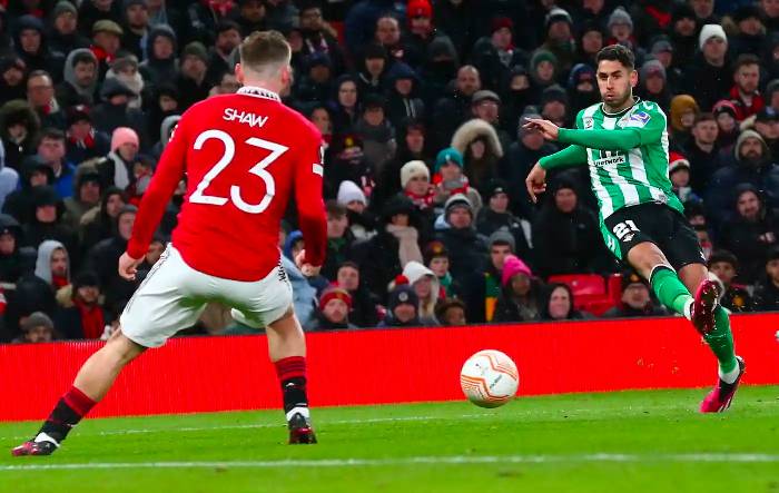 Tỷ lệ k&egrave;o nh&agrave; c&aacute;i Betis vs MU mới nhất, 0h45 ng&agrave;y 17/3