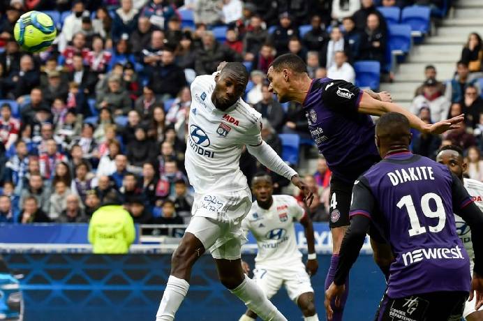 Soi k&egrave;o phạt g&oacute;c Toulouse vs Lyon, 02h00 ng&agrave;y 15/4