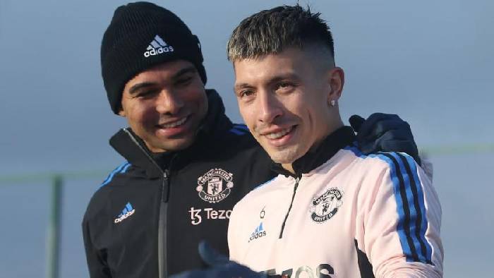 Tin M.U tối 14/4: Casemiro h&eacute; lộ tương lai; Martinez khiến CĐV thở ph&agrave;o