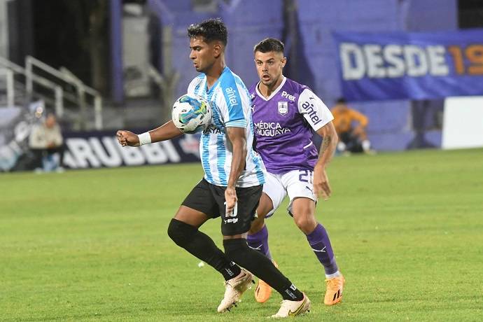 Nhận định, soi k&egrave;o Defensor vs Cerro, 4h00 ng&agrave;y 15/4: Kh&oacute; cho chủ nh&agrave;