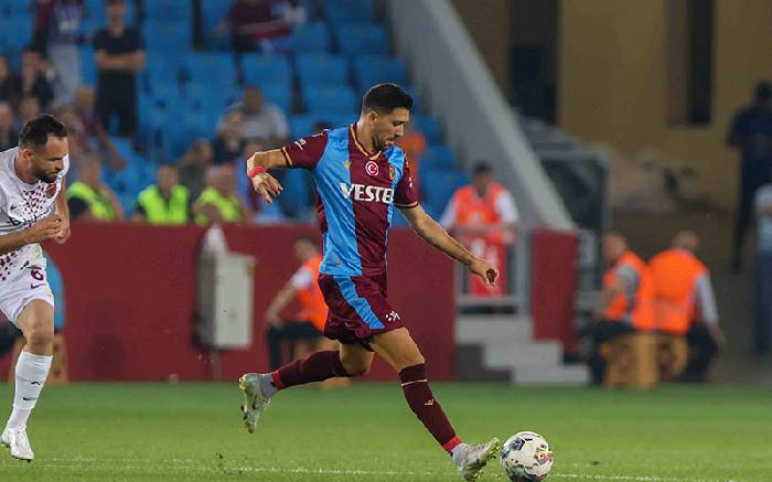 M&aacute;y t&iacute;nh dự đo&aacute;n b&oacute;ng đ&aacute; 16/8: Copenhagen vs Trabzonspor