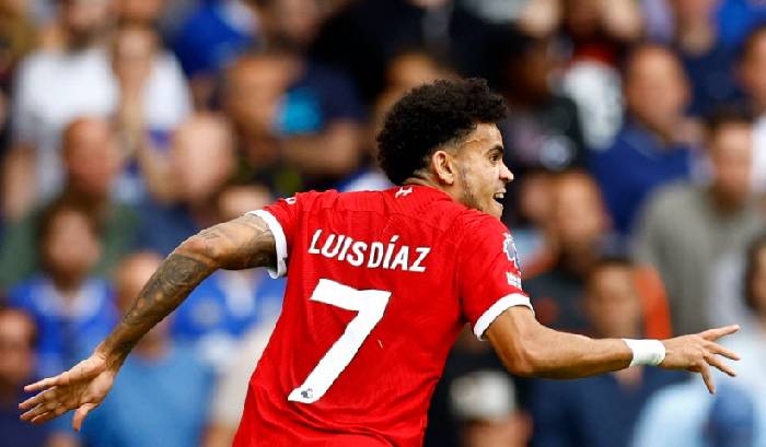 'Kh&ocirc;ng c&oacute; g&igrave; để b&agrave;o chữa, cậu ta đ&atilde; l&agrave;m c&aacute;i g&igrave; khi Diaz ghi b&agrave;n'