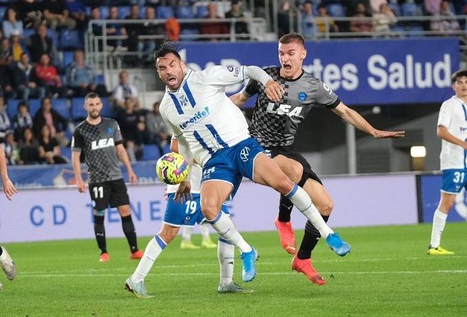 Soi k&egrave;o phạt g&oacute;c Cadiz vs Alaves, 0h30 ng&agrave;y 15/8