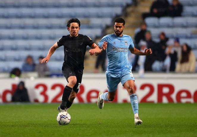 Nhận định, soi k&egrave;o Hull City vs Coventry, 01h45 ng&agrave;y 16/9