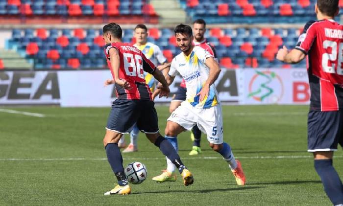 Nhận định, soi k&egrave;o Cosenza vs Frosinone, 21h15 ng&agrave;y 16/10