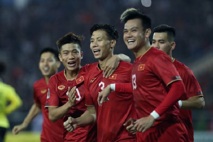 B&aacute;o Philippines d&agrave;nh lời c&oacute; c&aacute;nh cho tuyển Việt Nam