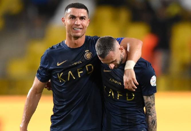 Ronaldo mất vị tr&iacute; số một v&agrave;o tay Harry Kane