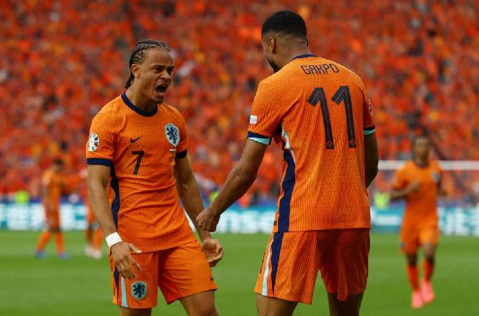 Soi k&egrave;o g&oacute;c Ba Lan vs H&agrave; Lan, 02h45 ng&agrave;y 15/11