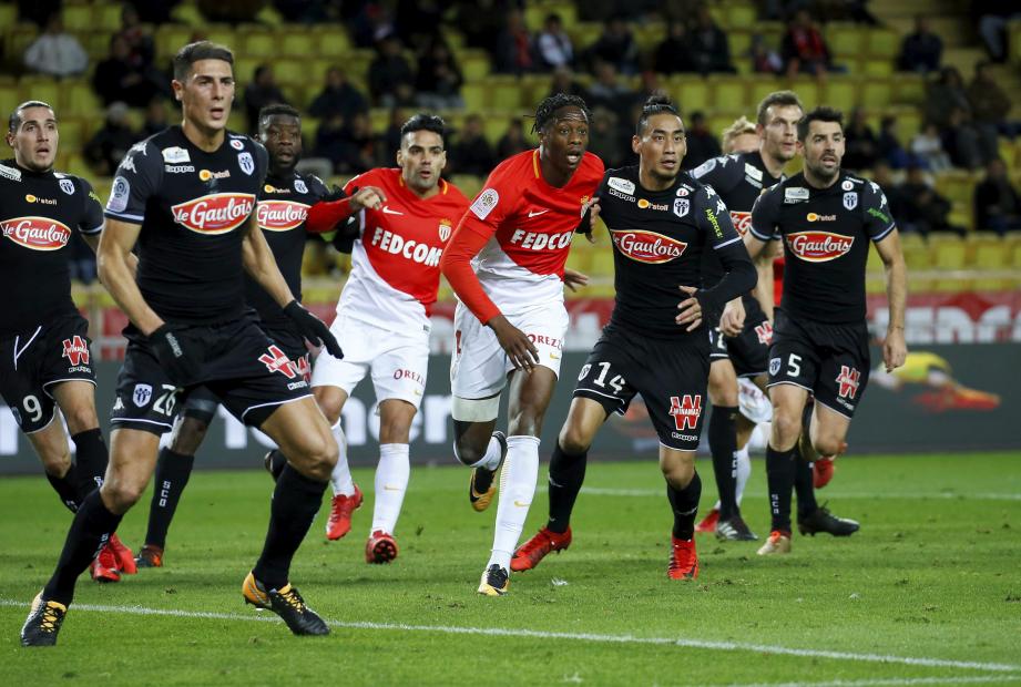 Nhận định b&oacute;ng đ&aacute; Angers vs Monaco, 2h ng&agrave;y 15/12: C&ocirc;ng cường gặp thủ yếu