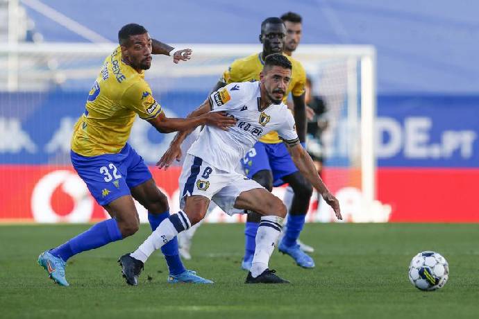 Nhận định, soi k&egrave;o Estoril vs Famalicao, 3h ng&agrave;y 16/12