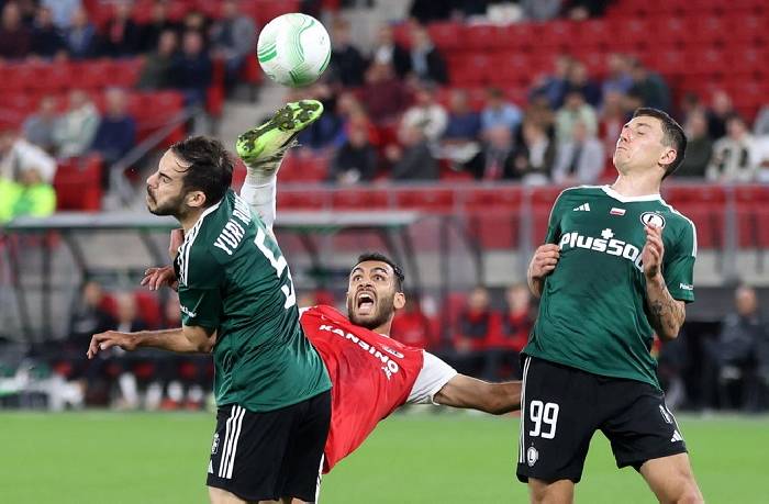Nhận định, soi k&egrave;o Legia Warszawa vs AZ Alkmaar, 0h45 ng&agrave;y 15/12