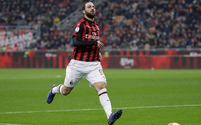 Chelsea &lsquo;chốt&rsquo; xong thương vụ Higuain?!