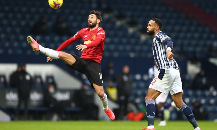 Bruno Fernandes gi&uacute;p MU c&aacute;n mốc ấn tượng tại Ngoại hạng Anh
