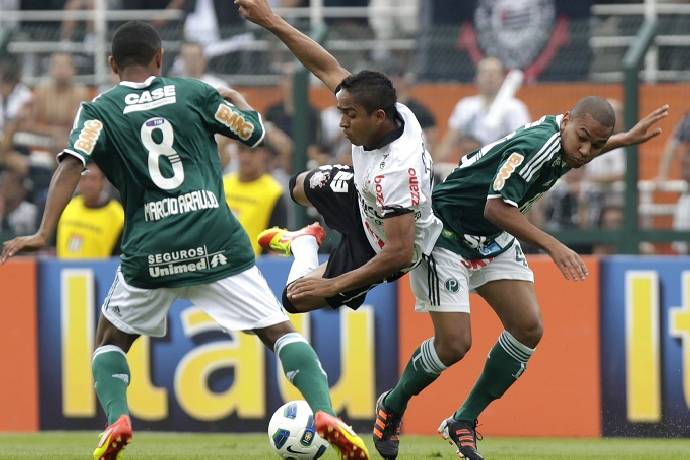 Soi k&egrave;o phạt g&oacute;c Corinthians vs Palmeiras, 7h30 ng&agrave;y 17/2