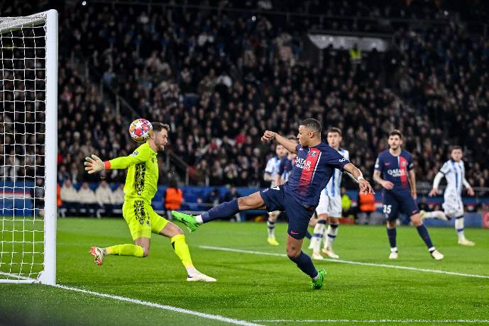 Mbappe lại tỏa s&aacute;ng ở C&uacute;p C1 ch&acirc;u &Acirc;u, cứu rỗi chiến thắng cho PSG trước Sociedad