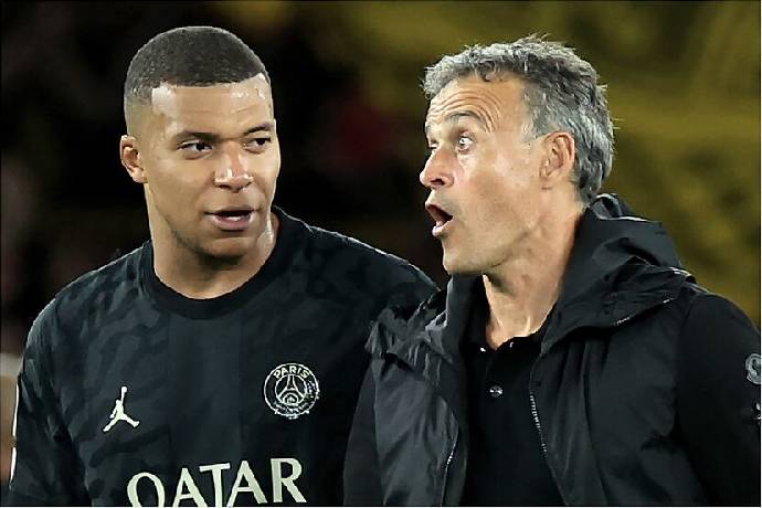 Tỏa s&aacute;ng tại C&uacute;p C1 ch&acirc;u &Acirc;u, Mbappe vẫn tạo vấn đề khiến HLV PSG 'kh&oacute; chịu'