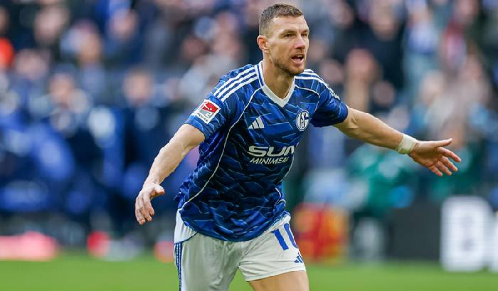 Nhận định soi k&egrave;o Holstein Kiel vs Schalke, 19h30 ng&agrave;y 15/2: Lại l&ecirc;n đỉnh