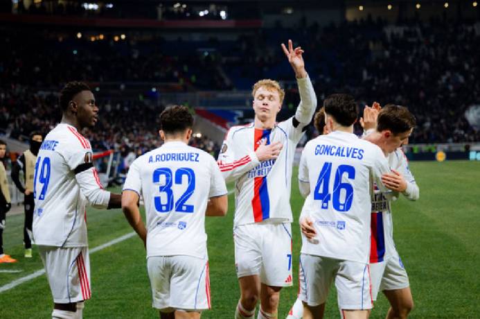 Soi k&egrave;o g&oacute;c Lyon vs Nice, 2h45 ng&agrave;y 16/02