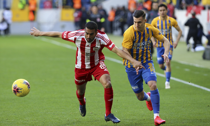 Dự đo&aacute;n Antalyaspor vs Sivasspor (0h 17/3) bởi Football Predictions
