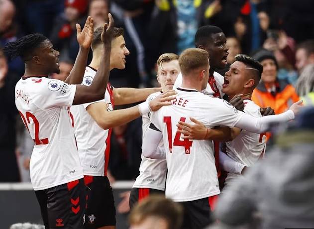 Đội h&igrave;nh ra s&acirc;n ch&iacute;nh thức Southampton vs Brentford, 2h30 ng&agrave;y 16/3 (cập nhật)