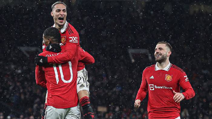 Dự đo&aacute;n, soi k&egrave;o thẻ v&agrave;ng Betis vs MU, 0h45 ng&agrave;y 17/3