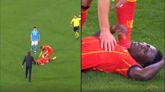 Cầu thủ Serie A đổ gục xuống s&acirc;n khi đang thi đấu