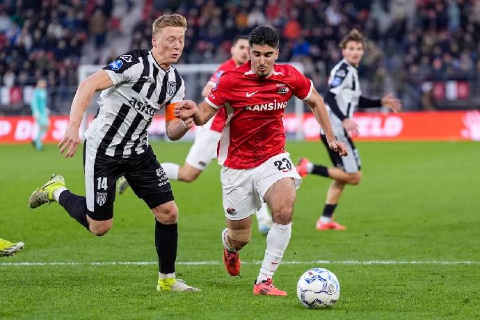 Nhận định, soi k&egrave;o AZ Alkmaar vs Heracles Almelo, 20h30 ng&agrave;y 15/3: Kh&ocirc;ng cho đối thủ cơ hội