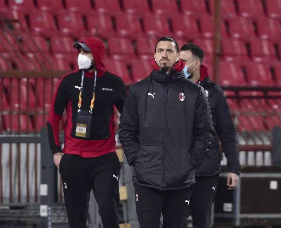 CLB Crvena Zvezda nhận &aacute;n phạt v&igrave; ph&acirc;n biệt chủng tộc Ibrahimovic