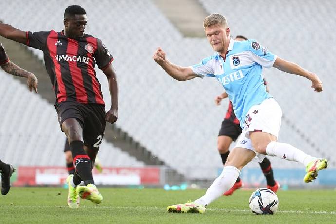 Nhận định, soi k&egrave;o Trabzonspor vs Fatih Karag&uuml;mr&uuml;k, 0h30 ng&agrave;y 16/4