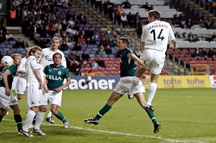 Soi k&egrave;o phạt g&oacute;c Copenhagen vs Viborg, 21h ng&agrave;y 16/4