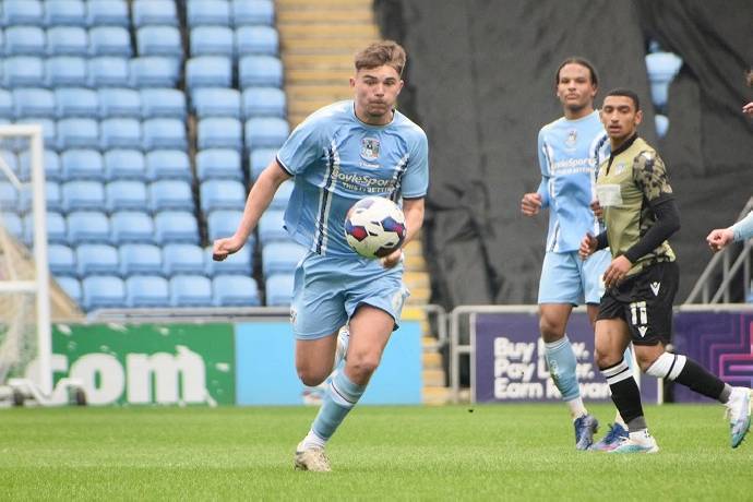 Nhận định, soi k&egrave;o U21 Coventry với U21 Colchester, 20h00 ng&agrave;y 16/4: Chủ nh&agrave; s&aacute;ng nước