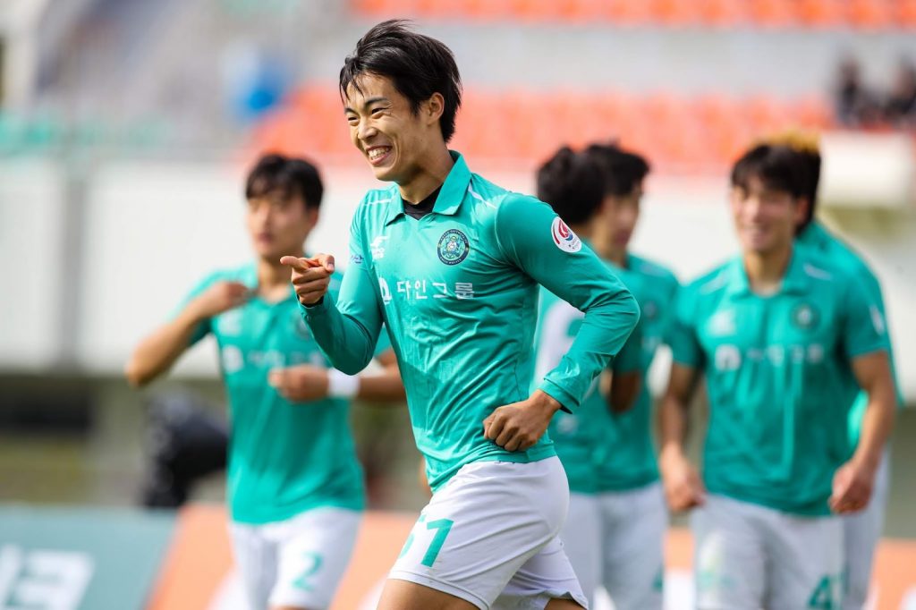 Nhận định b&oacute;ng đ&aacute; Daegu vs Pohang Steelers, 14h30 ng&agrave;y 16/5