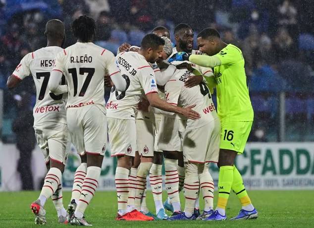 Đội h&igrave;nh ra s&acirc;n ch&iacute;nh thức AC Milan vs Atalanta, 23h ng&agrave;y 15/5