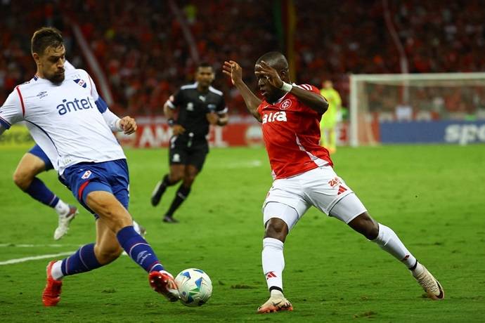 Nhận định, soi k&egrave;o Club Nacional vs Internacional, 5h00 ng&agrave;y 16/5: Phong độ tr&aacute;i ngược