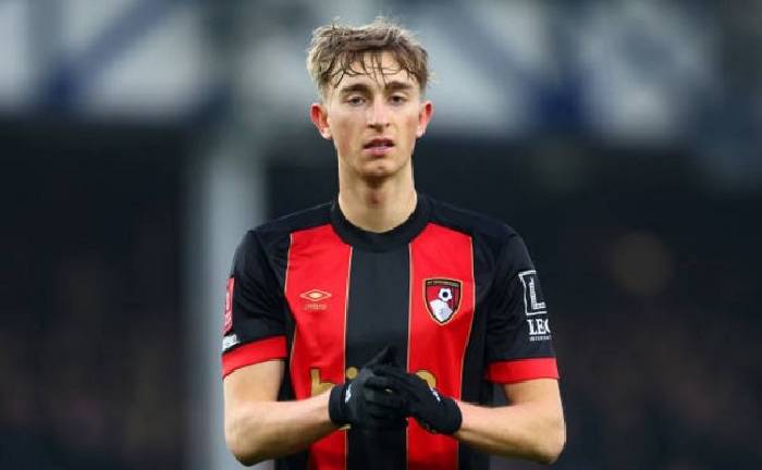 Real Madrid đồng &yacute; chi 50 triệu bảng chi&ecirc;u mộ Dean Huijsen