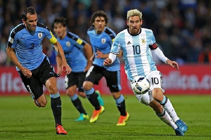 Ph&acirc;n t&iacute;ch k&egrave;o hiệp 1 Argentina vs Uruguay, 7h00 ng&agrave;y 19/6