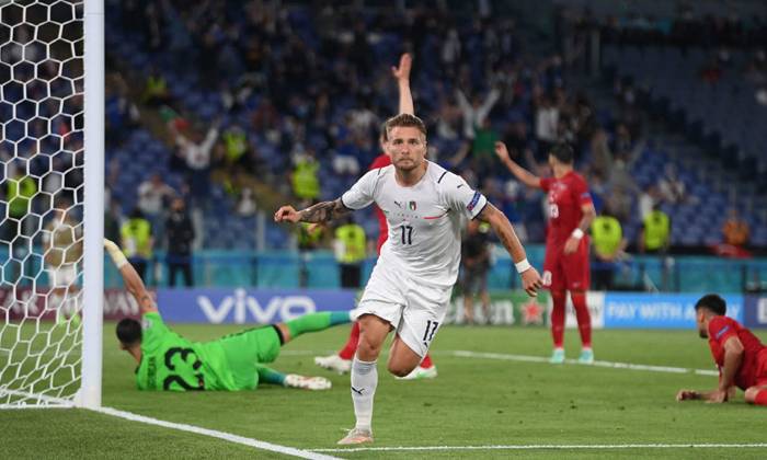 Soi k&egrave;o phạt g&oacute;c Italia vs Thụy Sĩ, 2h ng&agrave;y 17/6