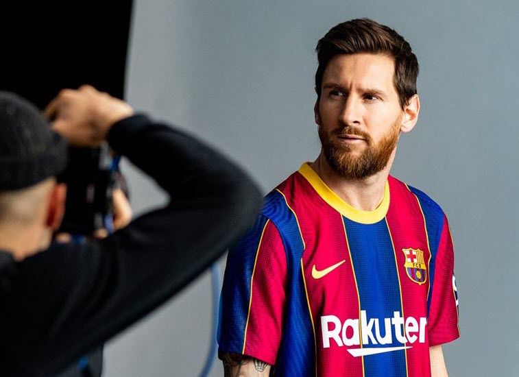 &Aacute;o đấu Barca m&ugrave;a b&oacute;ng mới 2021 bao giờ b&aacute;n ở Việt Nam?