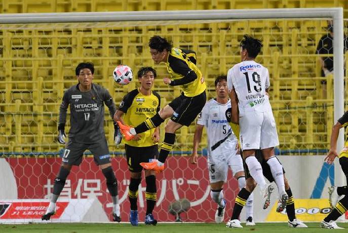 Ph&acirc;n t&iacute;ch k&egrave;o hiệp 1 Gamba Osaka vs Kashiwa Reysol, 17h00 ng&agrave;y 16/7
