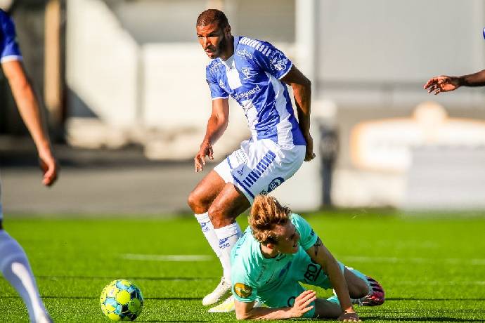 Soi k&egrave;o phạt g&oacute;c Sarpsborg 08 vs HamKam, 22h ng&agrave;y 16/7