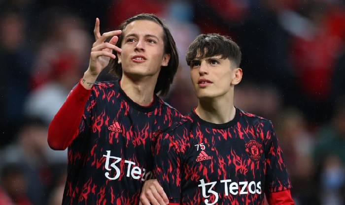 'B&aacute;u vật' của M.U được h&agrave;ng loạt &ocirc;ng lớn 'săn đ&oacute;n' tr&ecirc;n TTCN