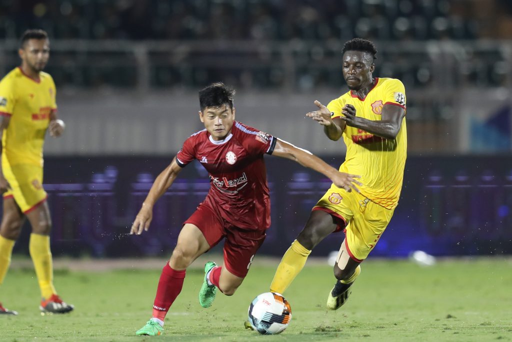 Nhận định b&oacute;ng đ&aacute; Nam Định vs TP. HCM, 17h00 ng&agrave;y 15/9: Điểm tựa Thi&ecirc;n Trường