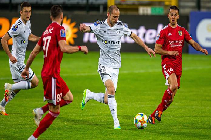 Soi k&egrave;o t&agrave;i xỉu Legia vs Legnica h&ocirc;m nay, 01h30 ng&agrave;y 17/9