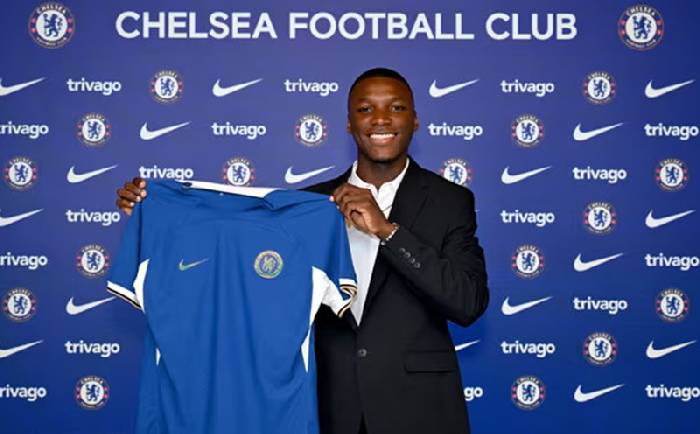 'Cậu ấy hay gấp đ&ocirc;i, lại y&ecirc;u Chelsea, nhưng họ chọn Caicedo'