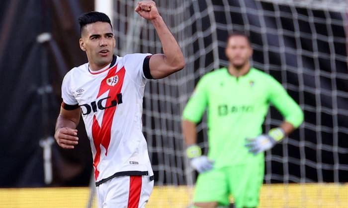 Soi k&egrave;o phạt g&oacute;c Vallecano vs Elche, 19h ng&agrave;y 17/10