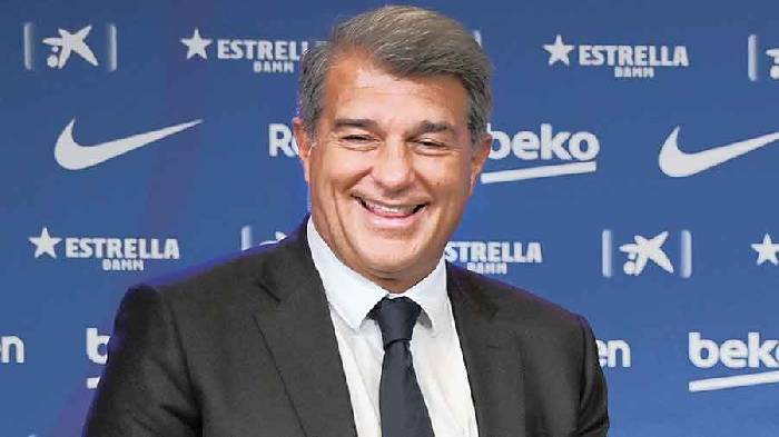 Thật như đ&ugrave;a! Barca 'ch&agrave;y cối' kh&ocirc;ng trả xu n&agrave;o d&ugrave; li&ecirc;n tục bị 'đ&ograve;i nợ'