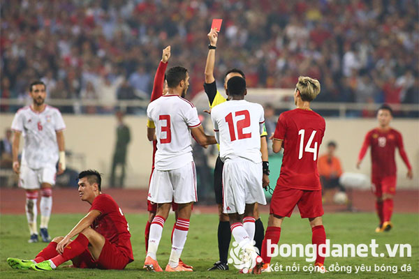 Tiền đạo UAE: &lsquo;Thua Việt Nam, ch&uacute;ng t&ocirc;i bị sốc&rsquo;